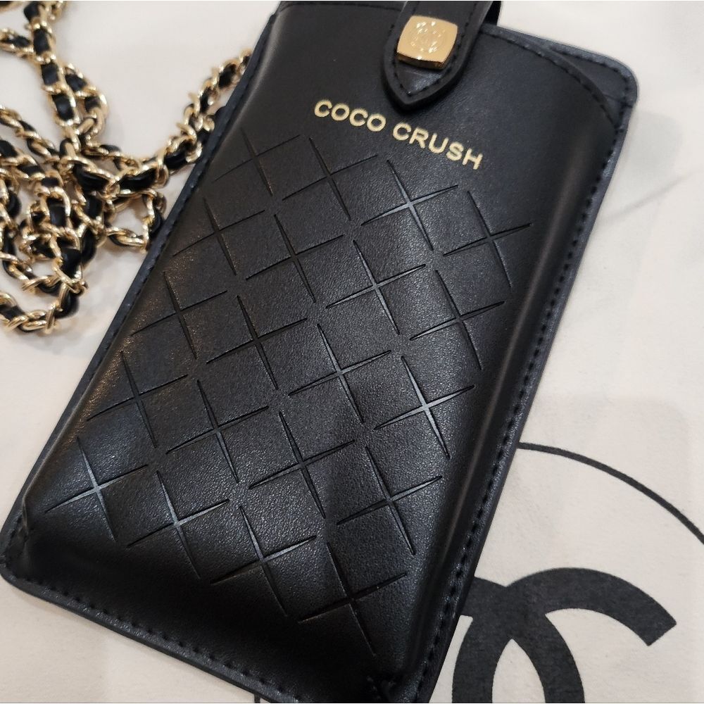 Coco Crush Black Leather Phone Case with Chain - Picture 2 of 10